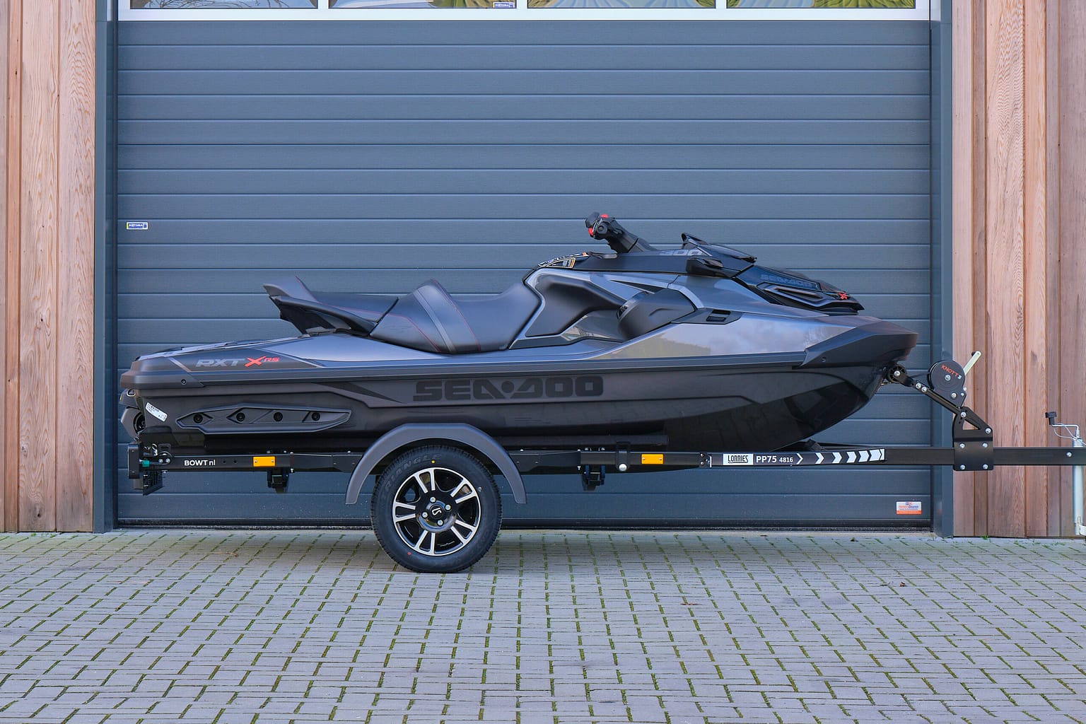 Sea-Doo RXT-X RS 300 Triple Black (2022)