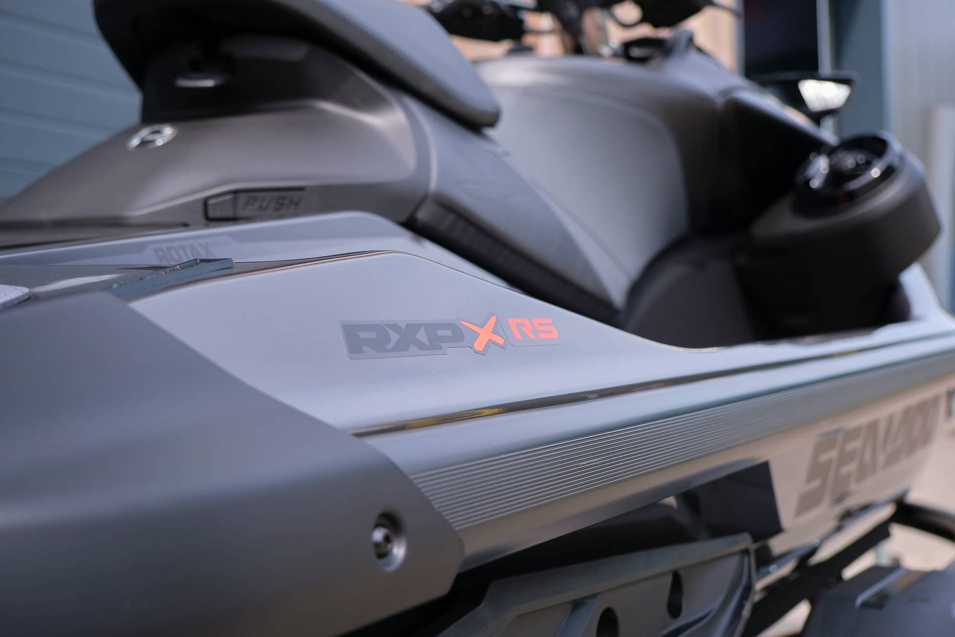 Sea-Doo RXP-X RS 300 Audio uit 2022 in Triple Black